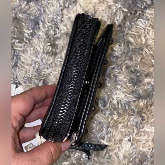 NWT Jessica Simpson wallet - Picture 4 of 10